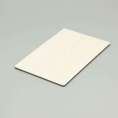 बैंकों होटल पीई एल्यूमीनियम कम्पोजिट पैनल आधुनिक निर्माण में आसान स्थापना के लिए हल्के