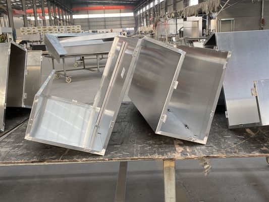 अपरंपरागत आकार की झुकने की प्लेट घुमावदार प्रकार एल्यूमीनियम फनीर फ्लोरोकार्बन लेपित विरोधी स्थैतिक बाहरी दीवार स्थापना