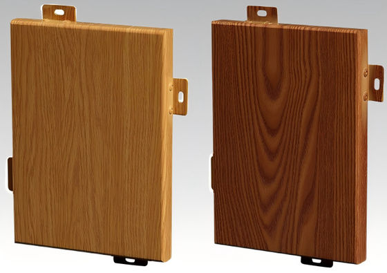 लकड़ी के अनाज प्रकार का पारंपरिक पैनल एल्यूमीनियम बाहरी दीवार के सामने का हिस्सा आवरण फ्लोरोकार्बन लेपित स्थायित्व नमी प्रतिरोध समतल सतह